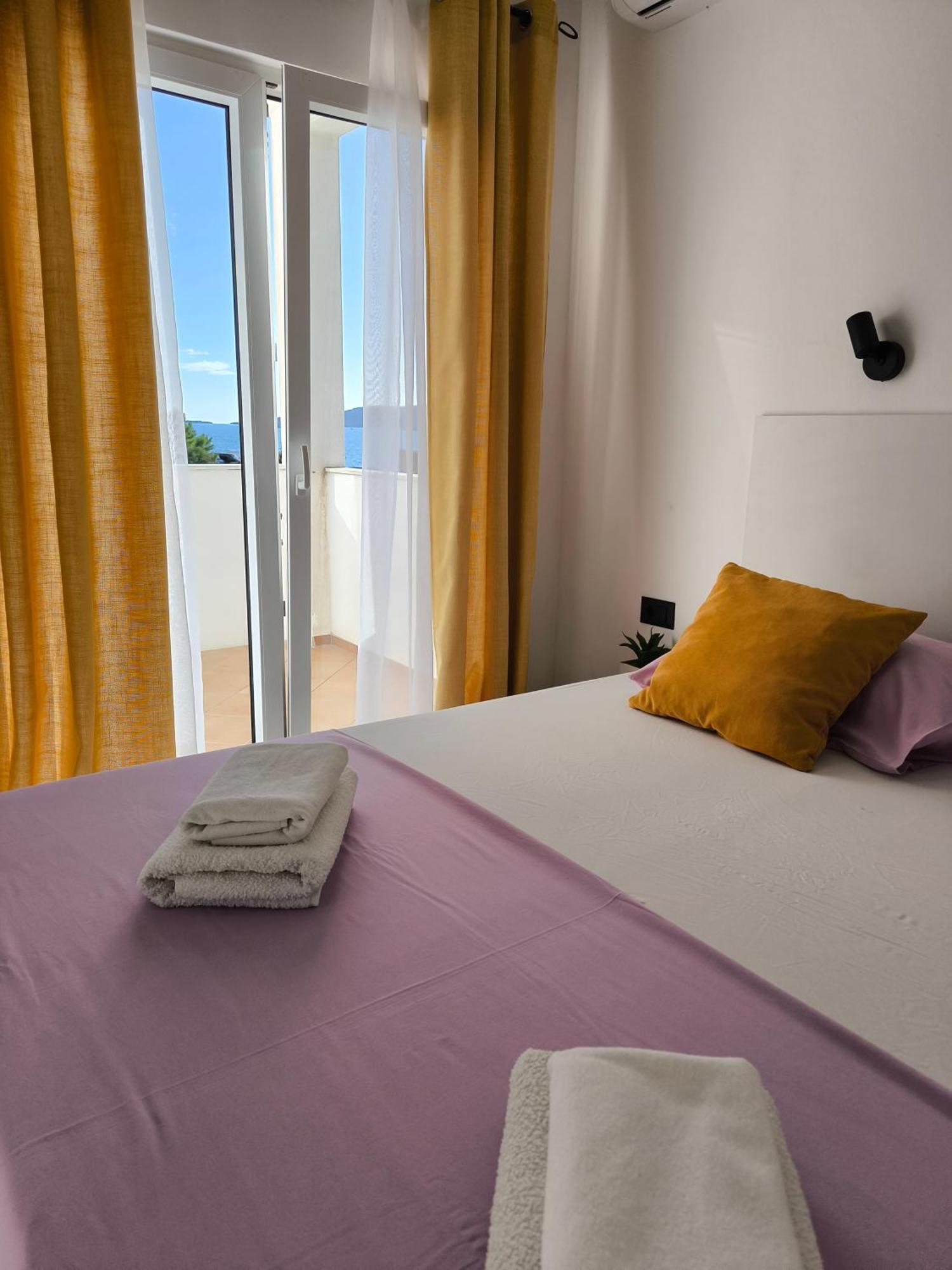 Donji Okrug  Astramaris Apartments מראה חיצוני תמונה