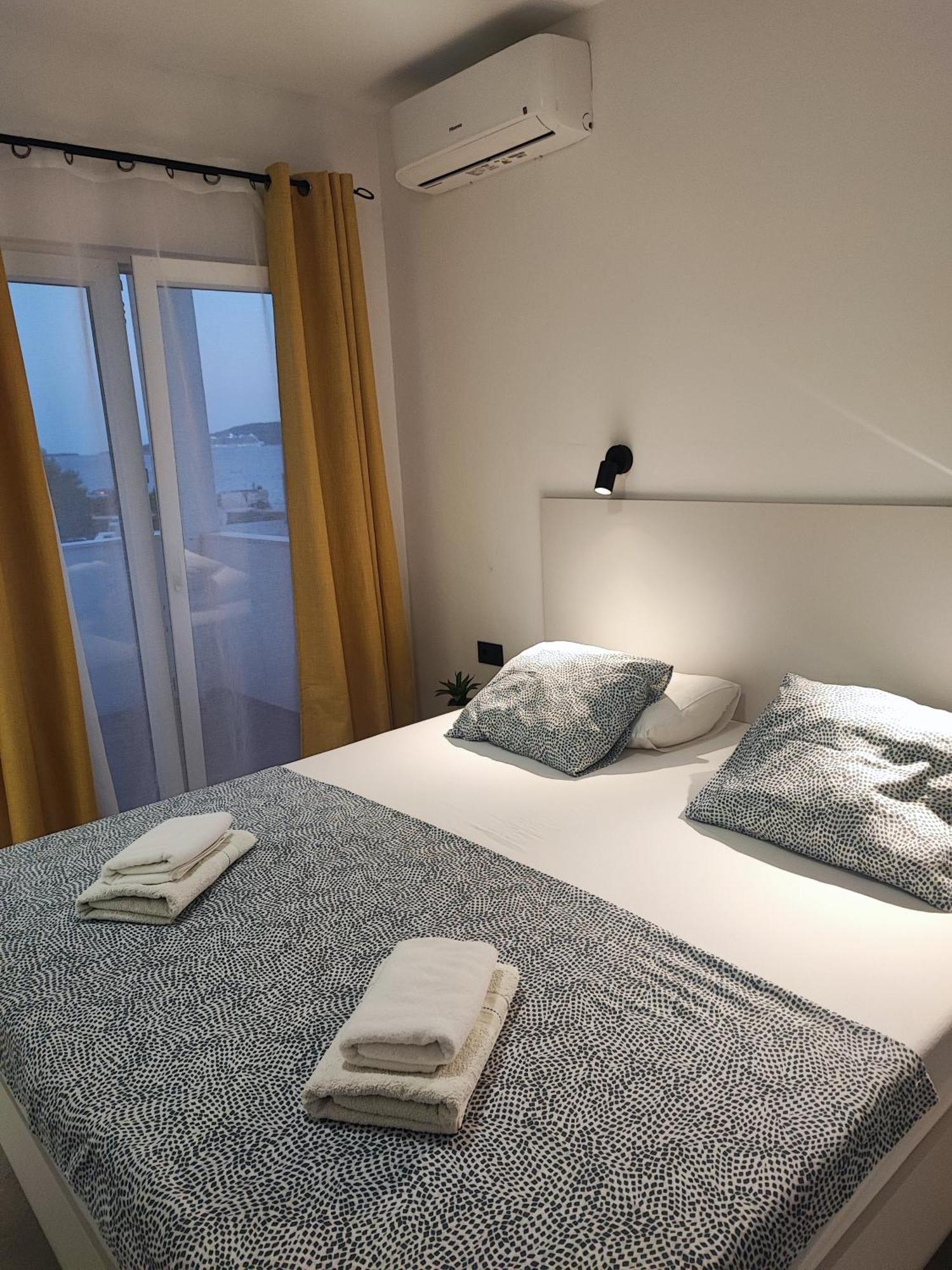 Donji Okrug  Astramaris Apartments מראה חיצוני תמונה