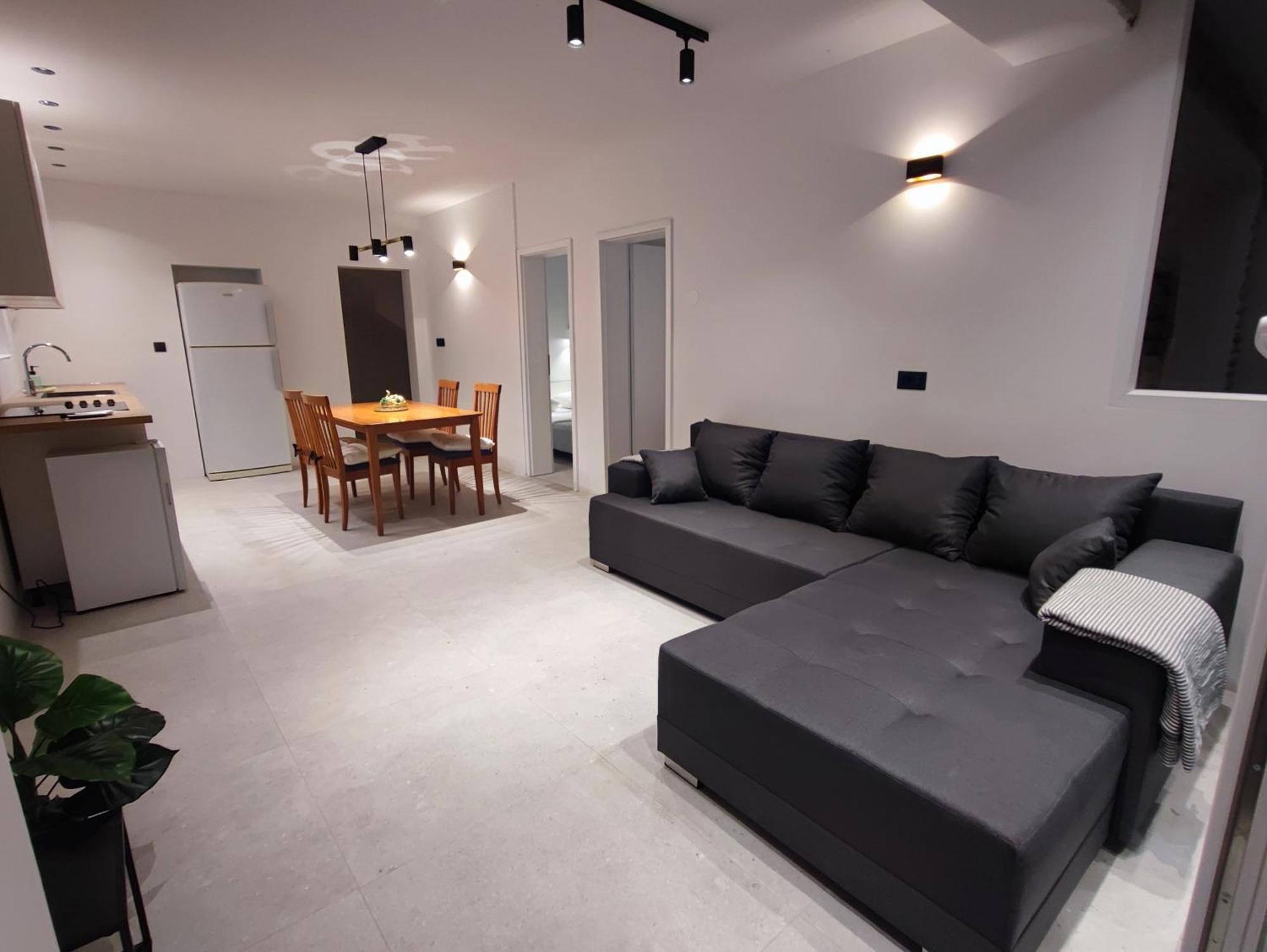 Donji Okrug  Astramaris Apartments מראה חיצוני תמונה